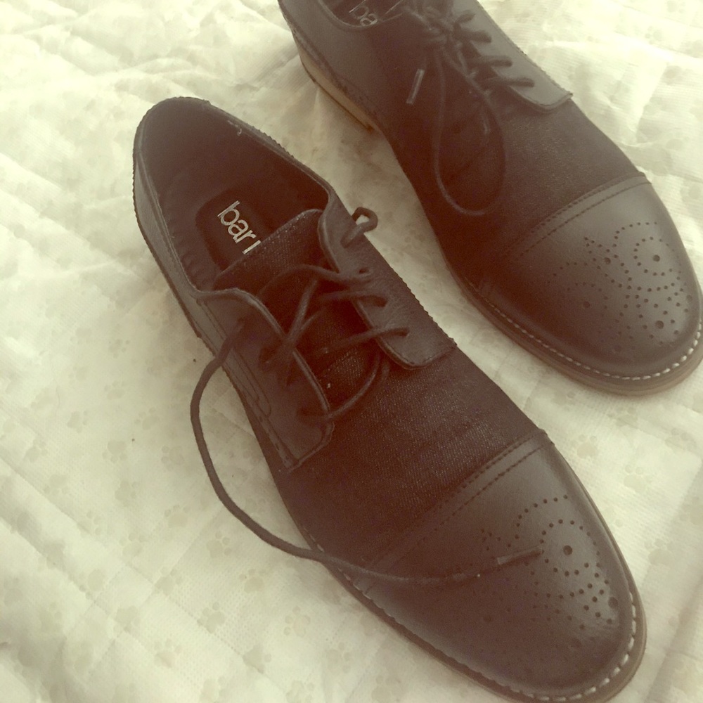 Bar III Grady Cap Toe